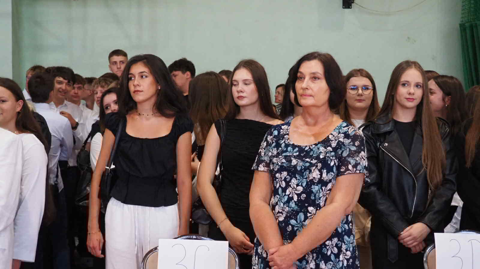 Zdjęcie Rozp roku 2025-2026 (31)07cf2dca-47ba-4485-a3cc-280ee035f073.jpeg w galerii Uroczyste rozpoczęcie roku szkolnego 2025/2026